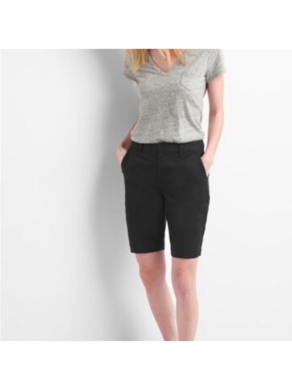 GAP black Bermuda shorts chino shorts 4 pockets size 12 cotton blend 11" inseam